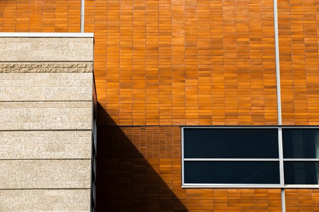 Odkryj tajemnice trwałych i ekologicznych elewacji z naturalnych materiałów